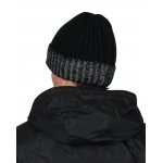 Шапка черная с СВ-элементами СИРИУС Юка, с утеплителем Тинсулейт (х12х60)